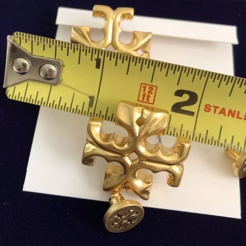🔥🔥Authentic Designer Medium Earrings At Awesome Prices To Buy Now & Save Firm